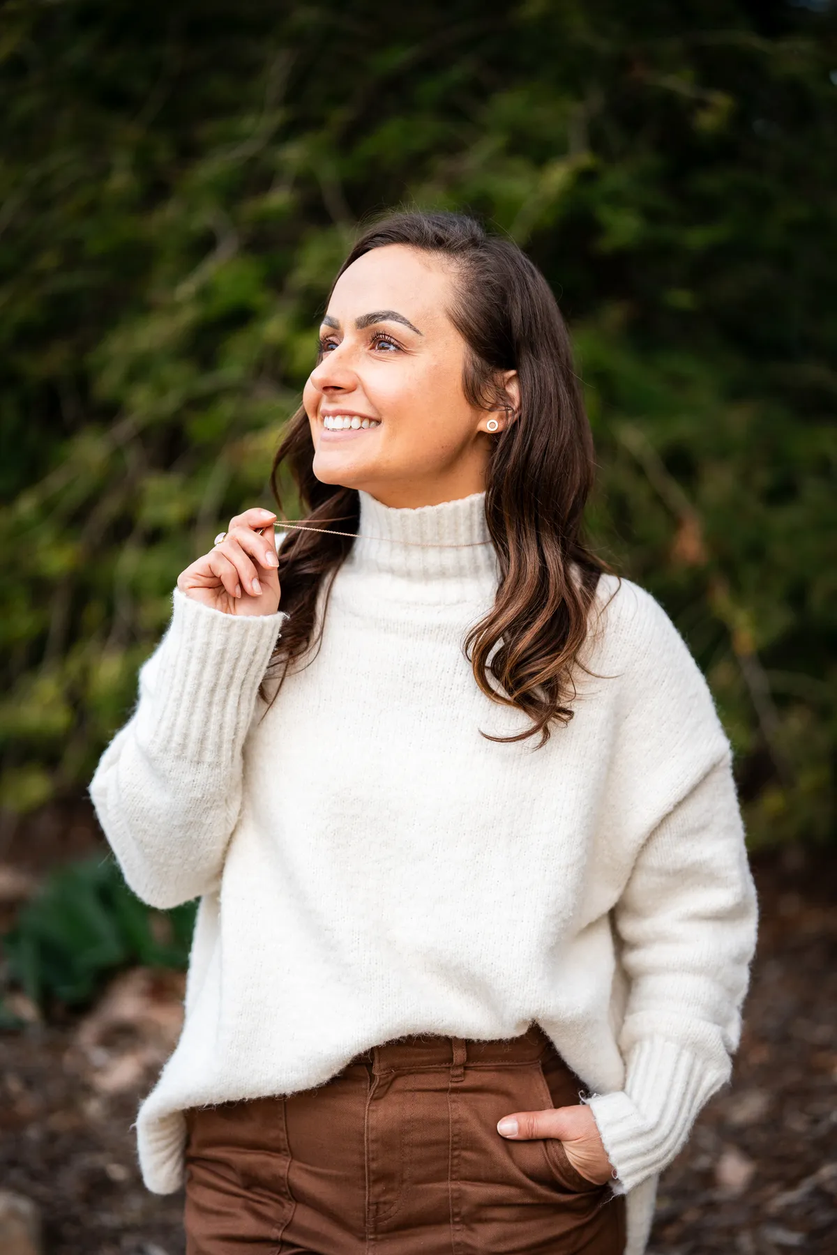 Ellie, Mental Health Accredited Social Worker and founder of Halo & Me